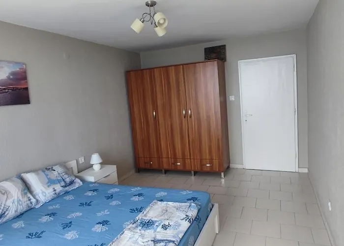 Apartament Sea View Flora Burgas