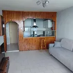 Апартамент Sea View Flora