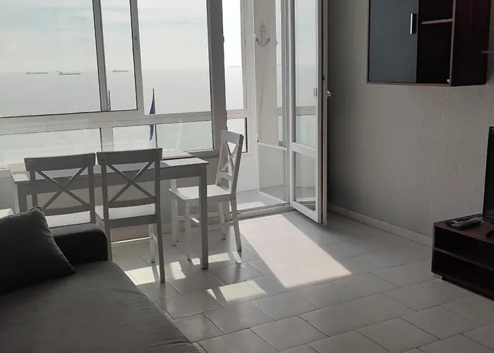 公寓 Sea View Flora *